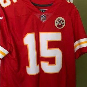 Patrick Mahomes red home jersey